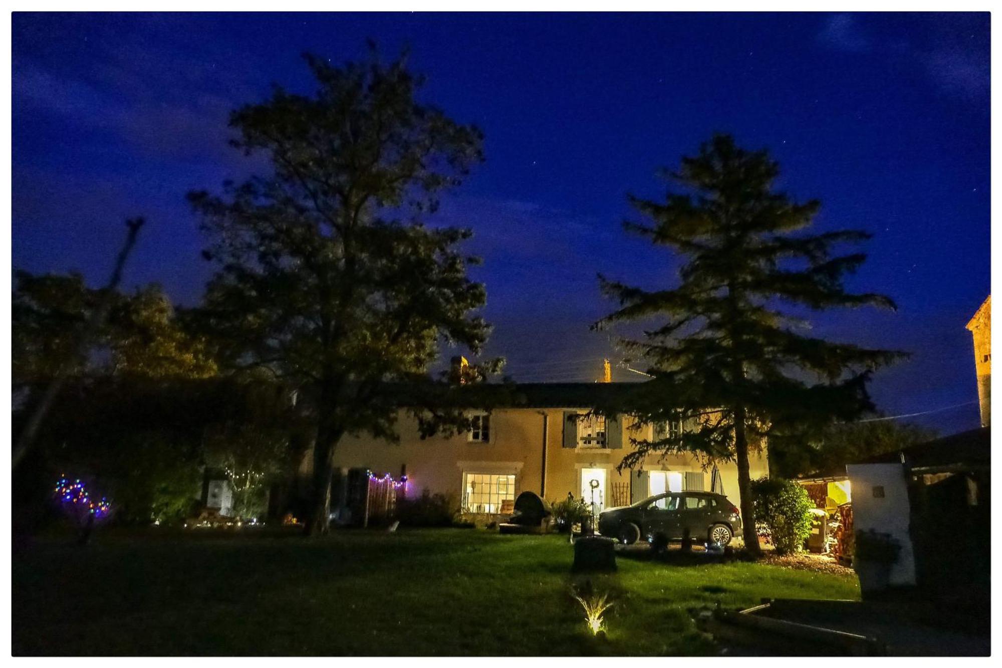 The Blue Lotus Gite And Spa Le Langon ภายนอก รูปภาพ